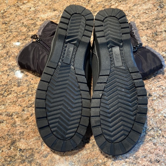 JBU black water resistant ankle boots - Picture 7 of 7